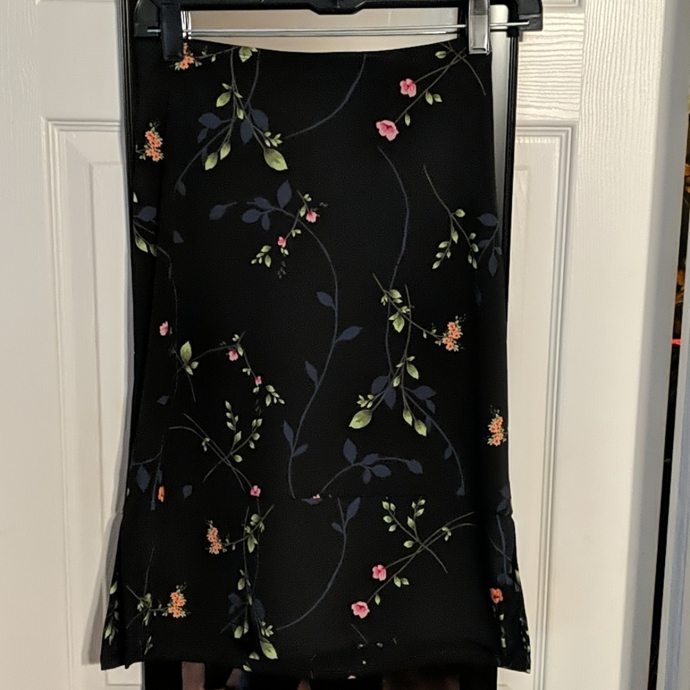 Black floral midi skirt